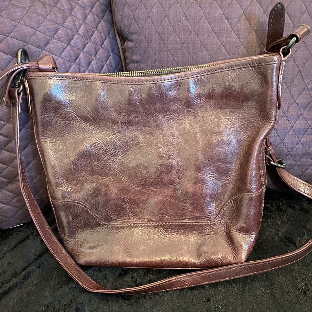 FRYE genuine leather purse